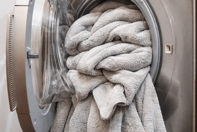 dryer shuts off mid-cycle